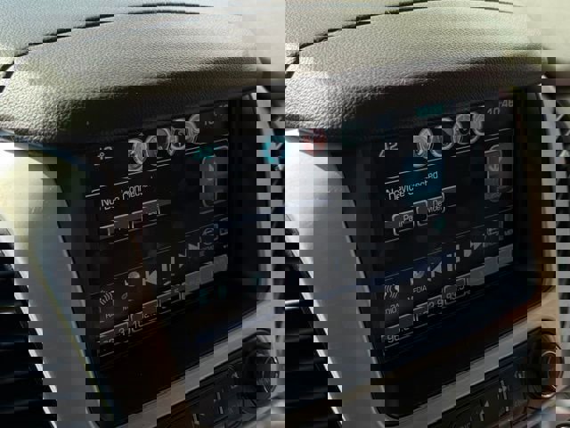 Used 2019 GMC Yukon XL SLT image 19