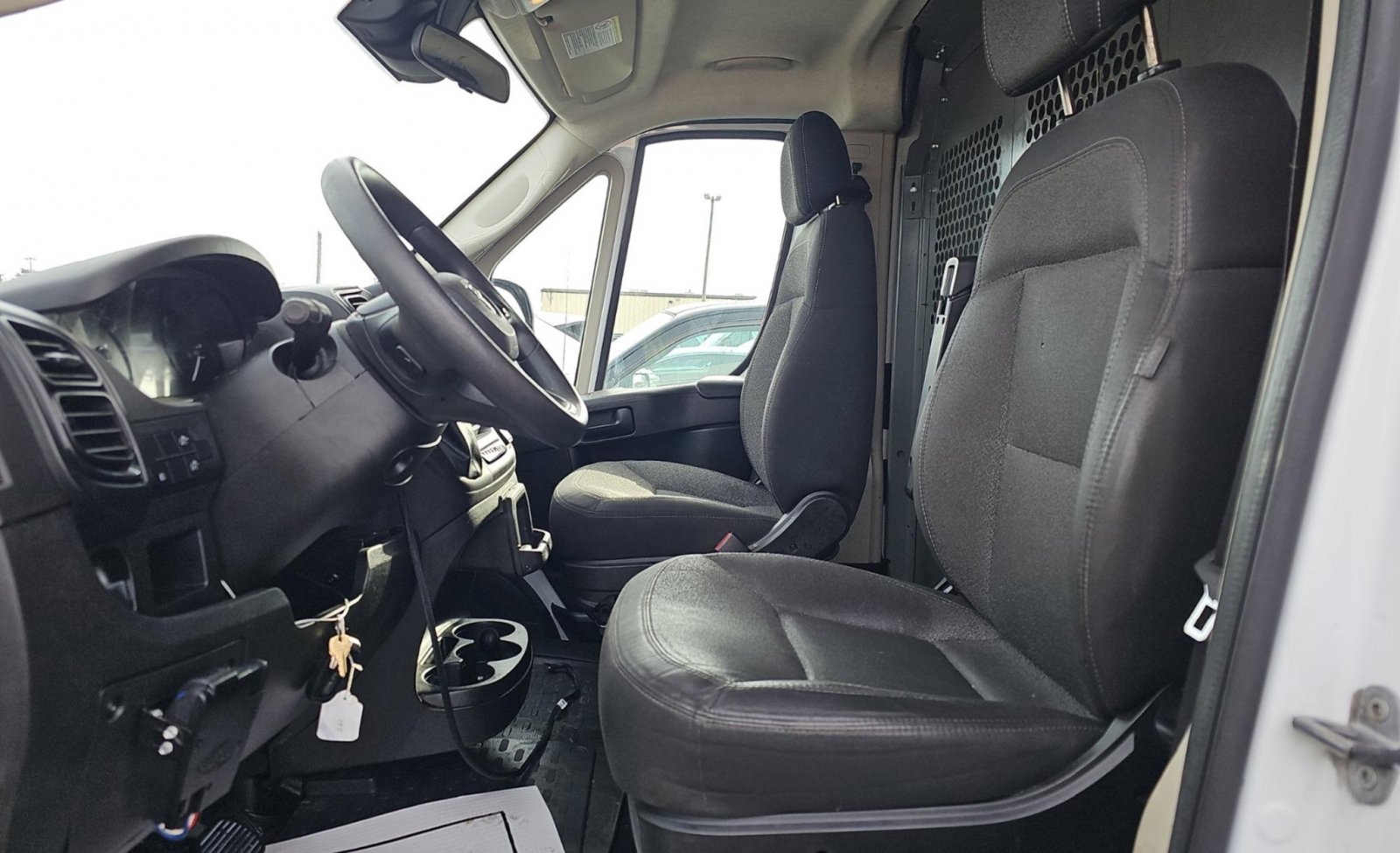 Used 2022 RAM ProMaster 2500 w/ Interior LED Lighting Group FWD image 13