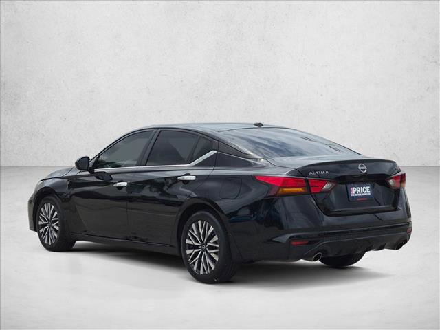 Used 2024 Nissan Altima 2.5 SV w/ SV Premium Package FWD image 8