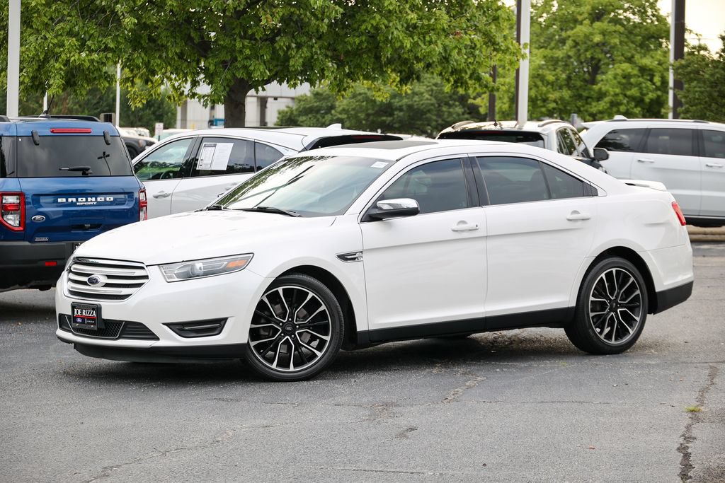 Used 2019 Ford Taurus Limited AWD/4WD image 22