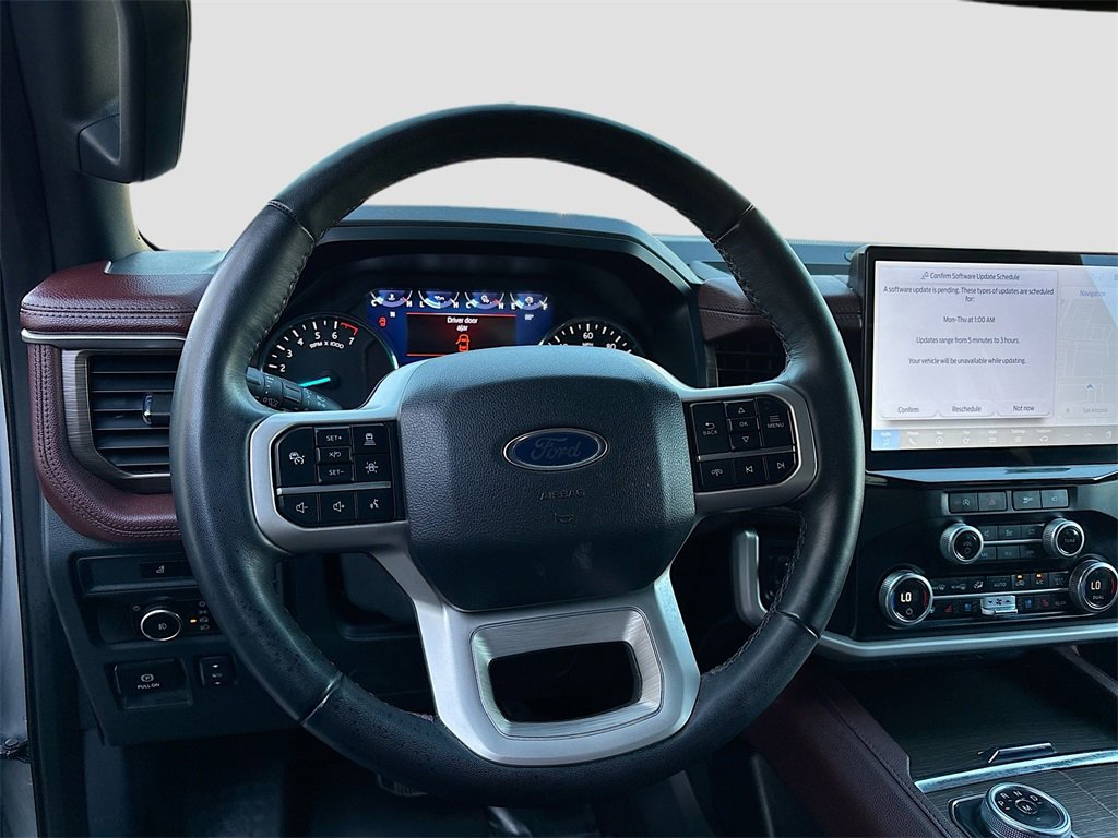 Used 2024 Ford Expedition Max Limited image 11