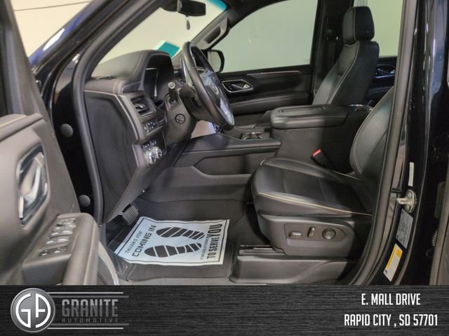 Used 2022 GMC Yukon XL SLT w/ SLT Luxury Package image 9