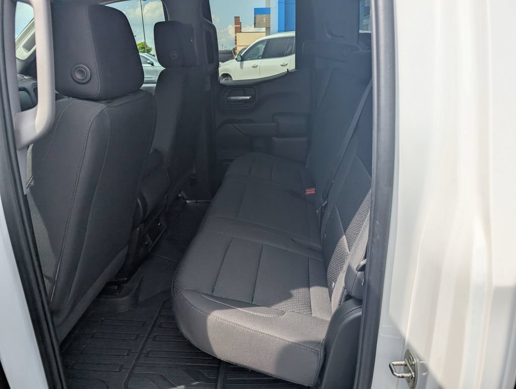 Used 2023 GMC Sierra 1500 Pro w/ Graphite Edition AWD/4WD image 10