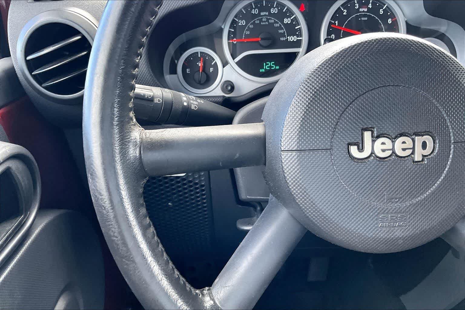 Used 2009 Jeep Wrangler Unlimited Rubicon w/ Trailer Tow Group AWD/4WD image 24