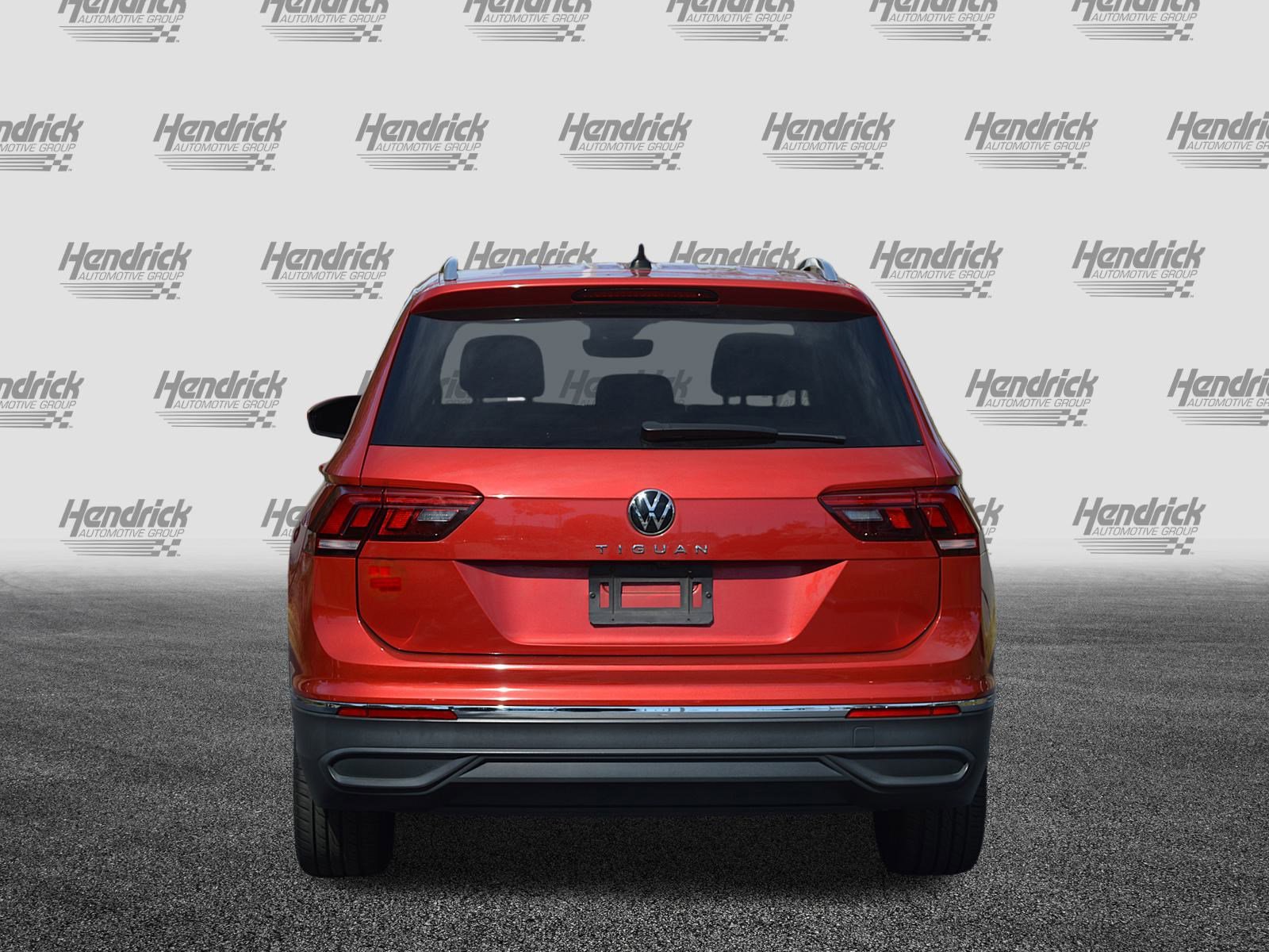 Used 2022 Volkswagen Tiguan SE image 10