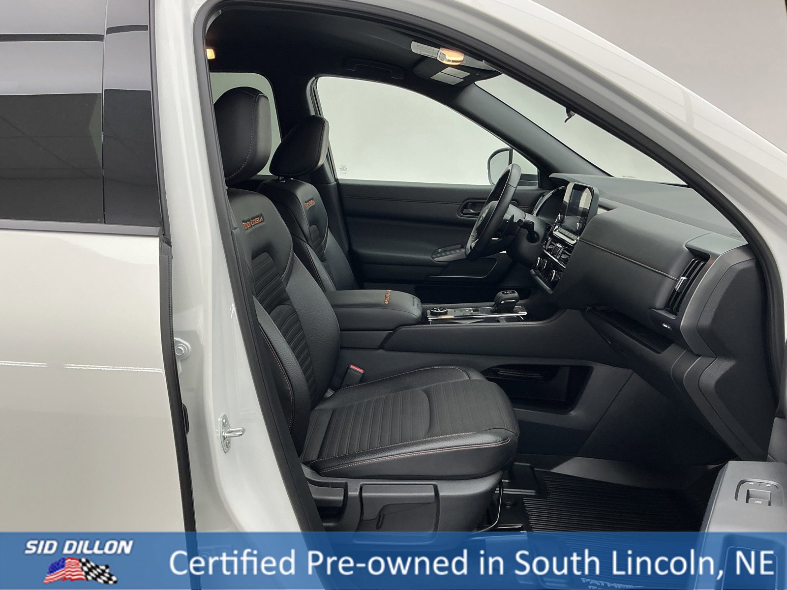 Used 2025 Nissan Pathfinder Rock Creek image 26