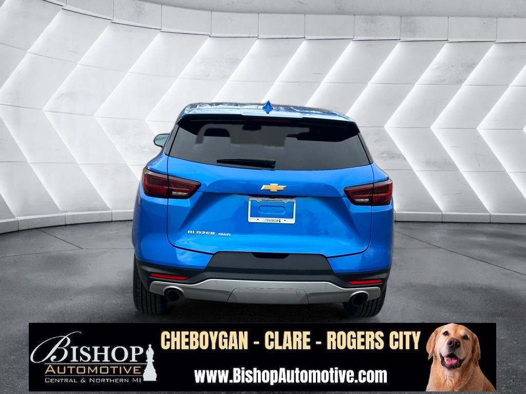 Used 2025 Chevrolet Blazer LT image 18