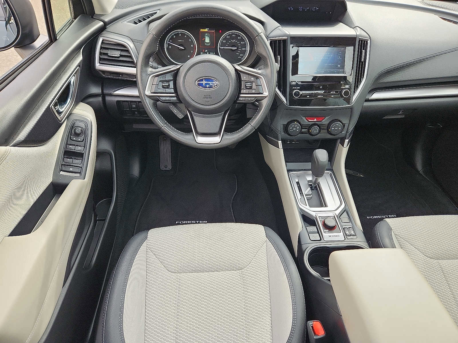 Used 2023 Subaru Forester Premium image 11