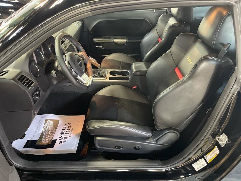 Used 2012 Dodge Challenger SRT8 RWD image 23