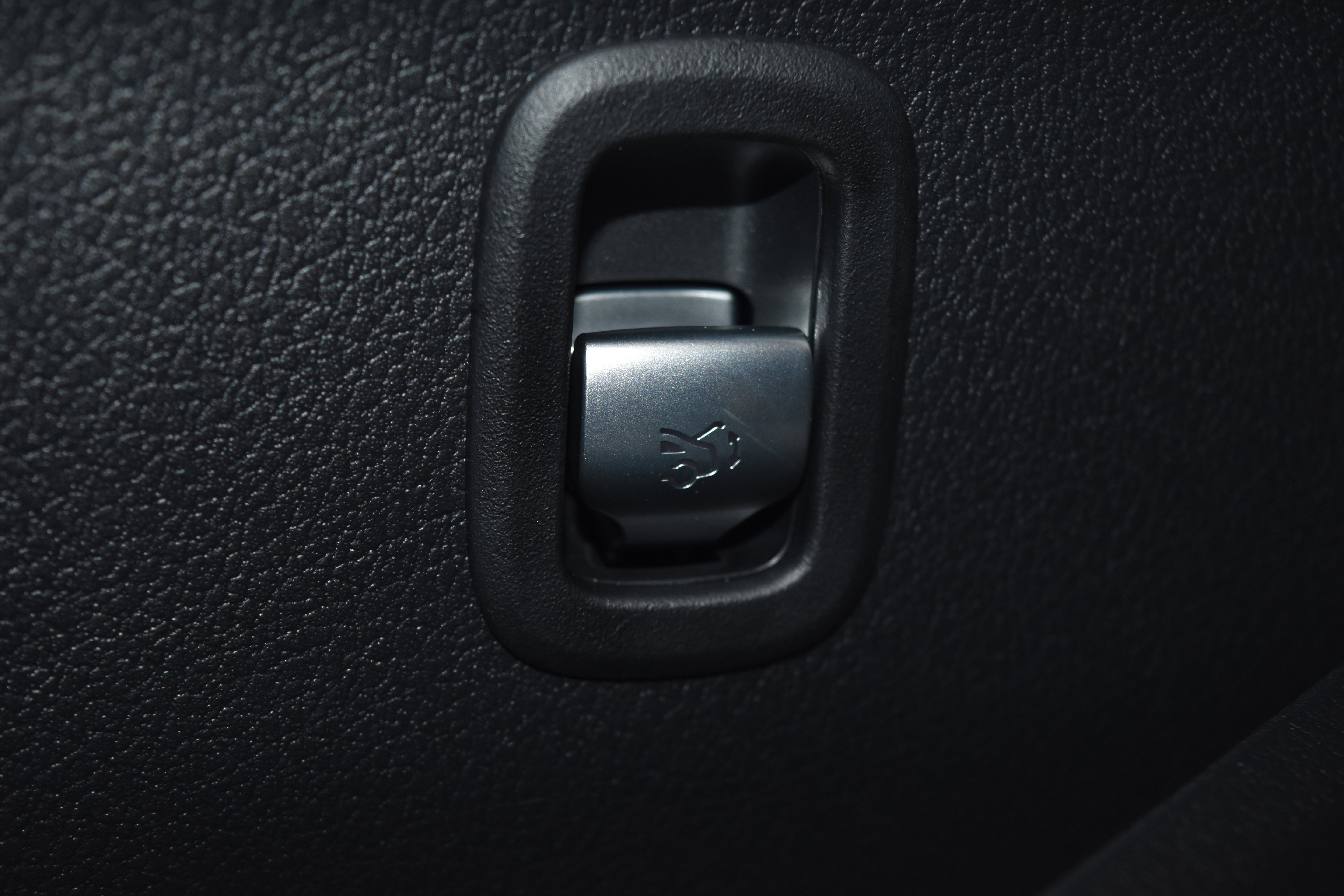 New 2025 Mercedes-Benz C 300 4MATIC Sedan image 6