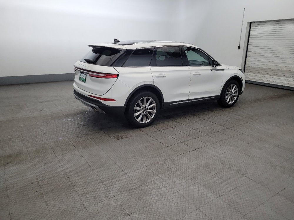 Used 2022 Lincoln Corsair AWD w/ Premium Package image 10
