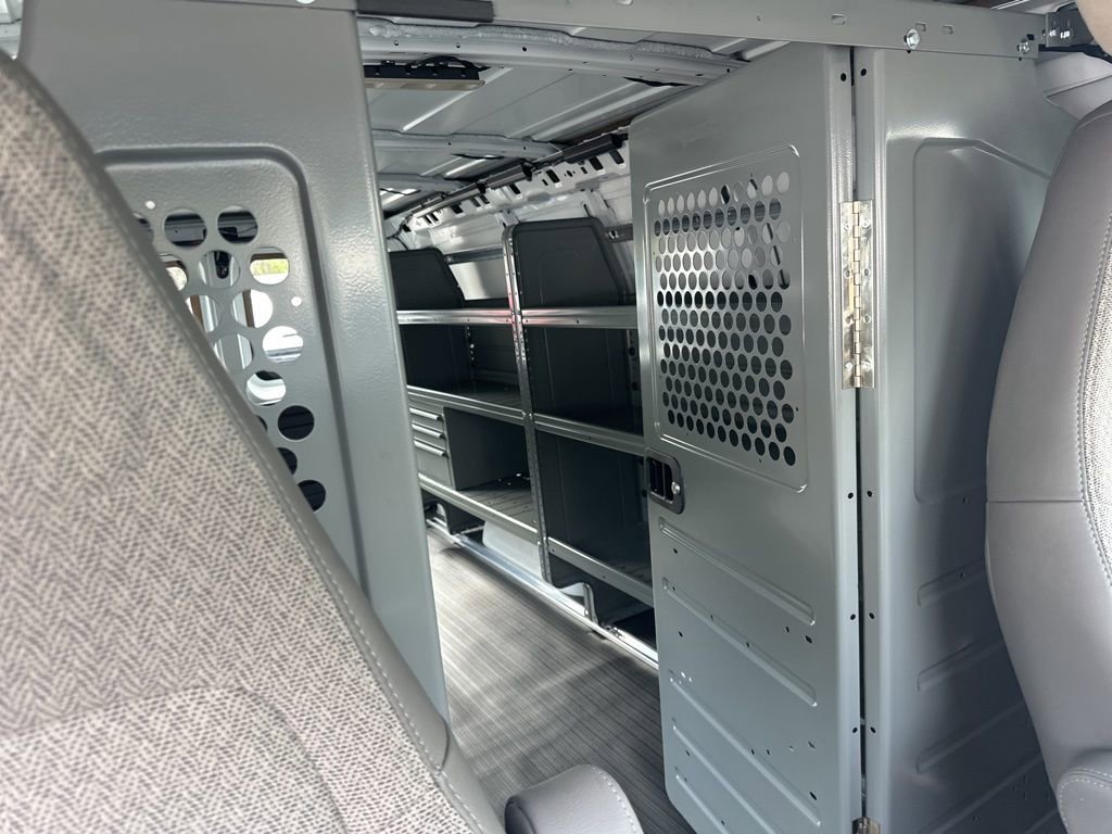 New 2025 Chevrolet Express 2500 Work Van w/ Driver Convenience Package image 18