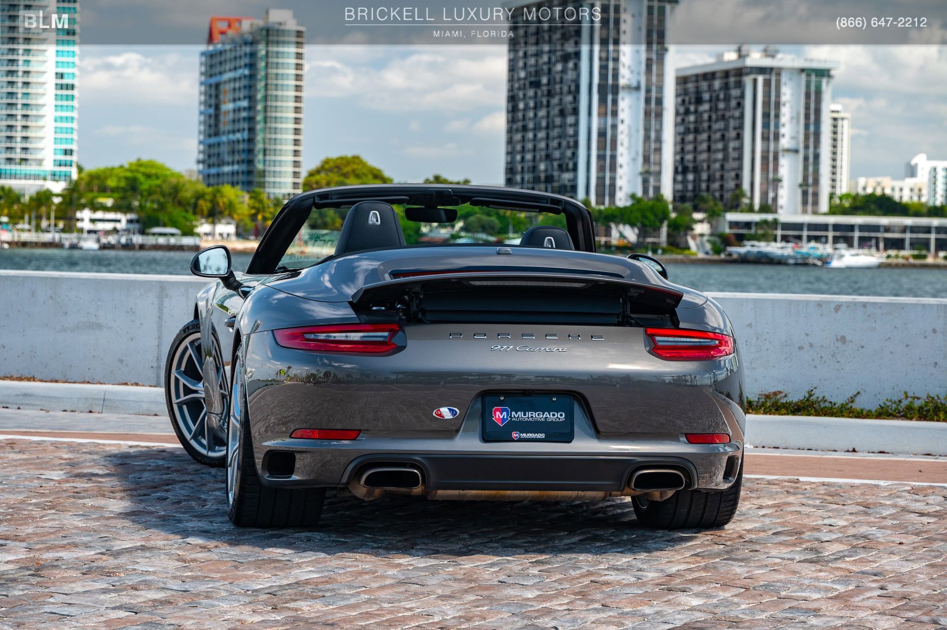 Used 2018 Porsche 911 Carrera image 3