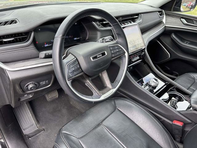 Used 2022 Jeep Grand Cherokee L Limited w/ Luxury Tech Group II image 8