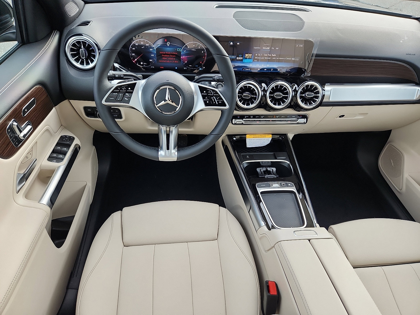 New 2026 Mercedes-Benz GLB 250 4MATIC image 7