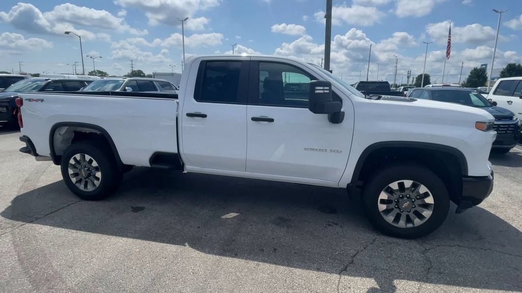 New 2026 Chevrolet Silverado 2500 Custom w/ Custom Value Package AWD/4WD image 3