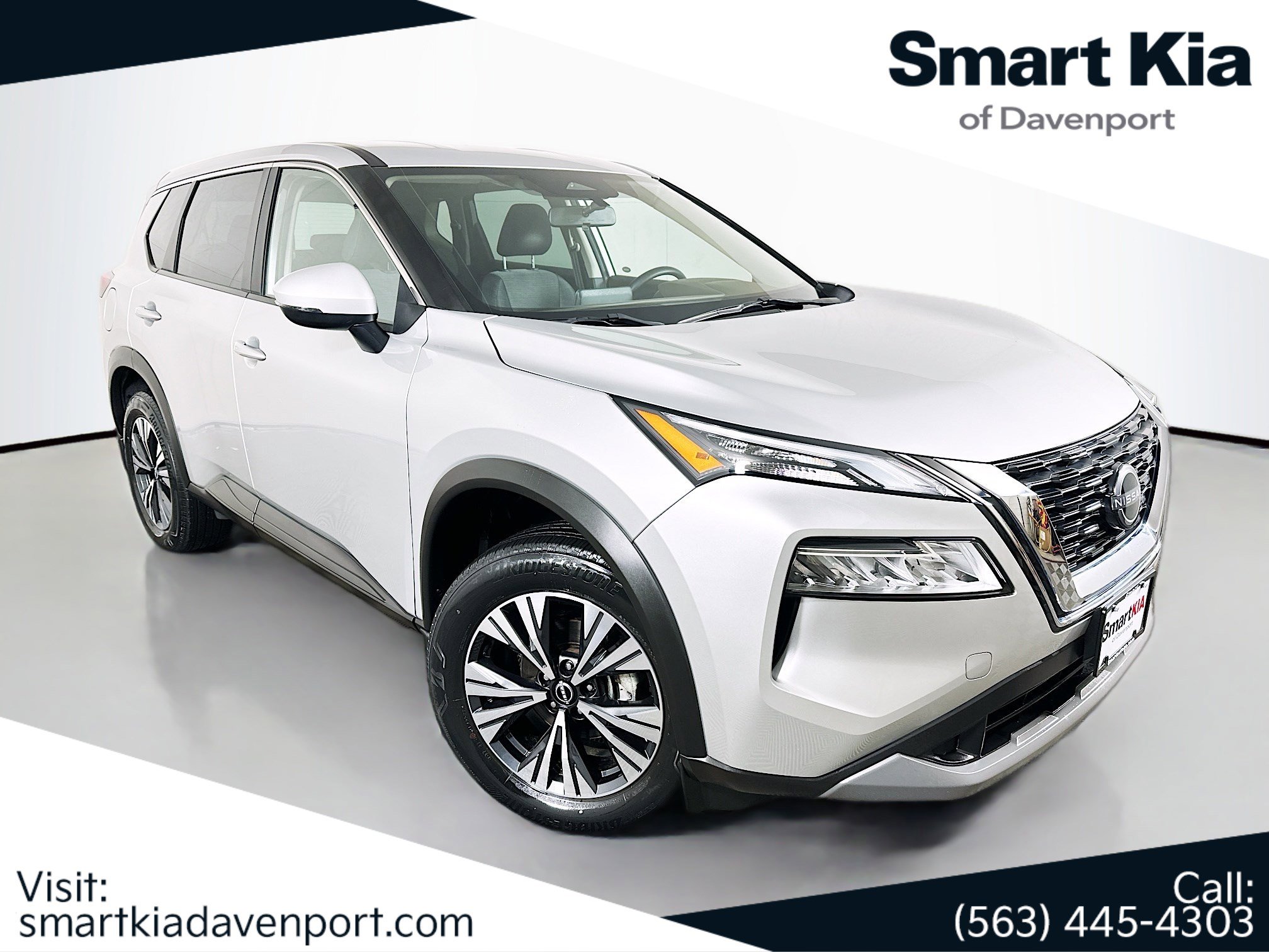 Used 2023 Nissan Rogue SV AWD/4WD image 1