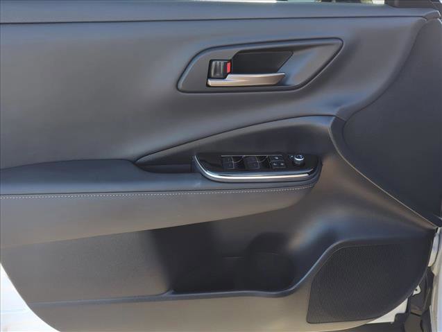 Used 2024 Toyota Crown XLE image 8