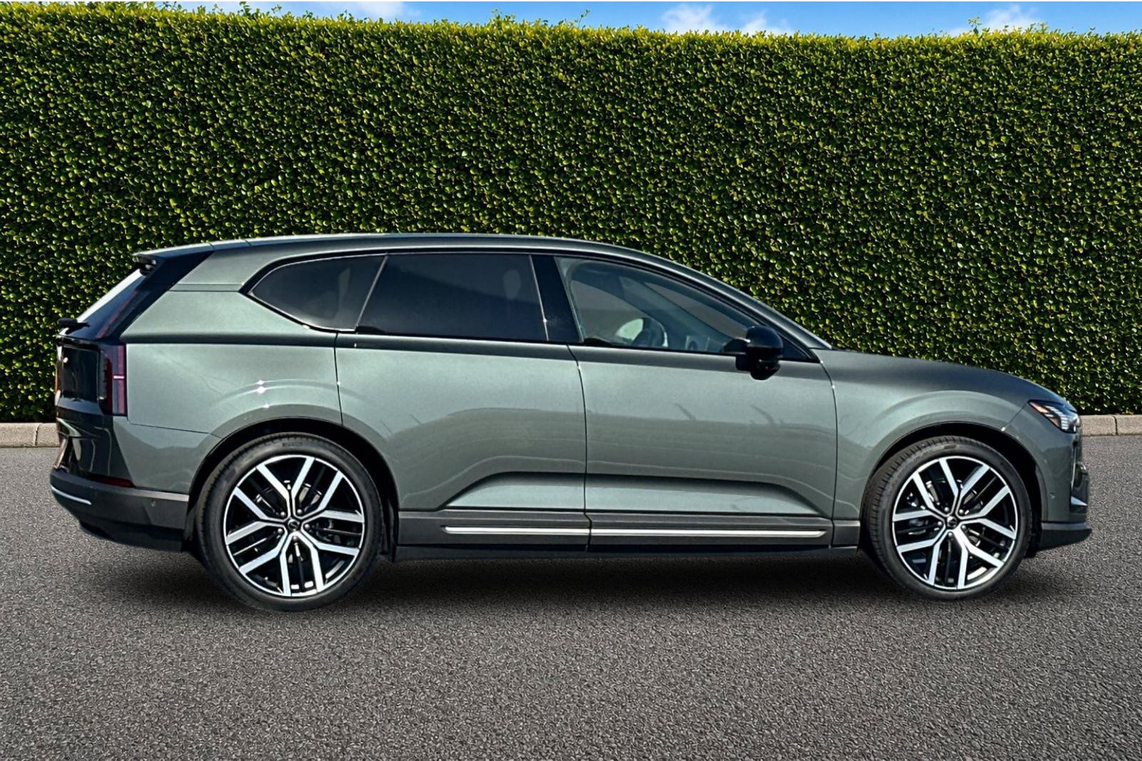 New 2027 Volvo EX60 Ultra AWD/4WD image 7