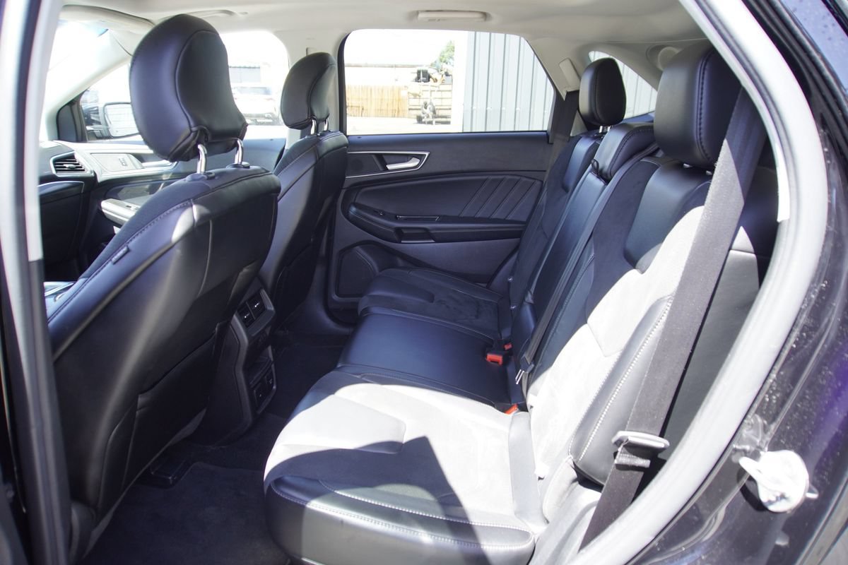 Used 2016 Ford Edge Sport w/ Equipment Group 401A AWD/4WD image 12