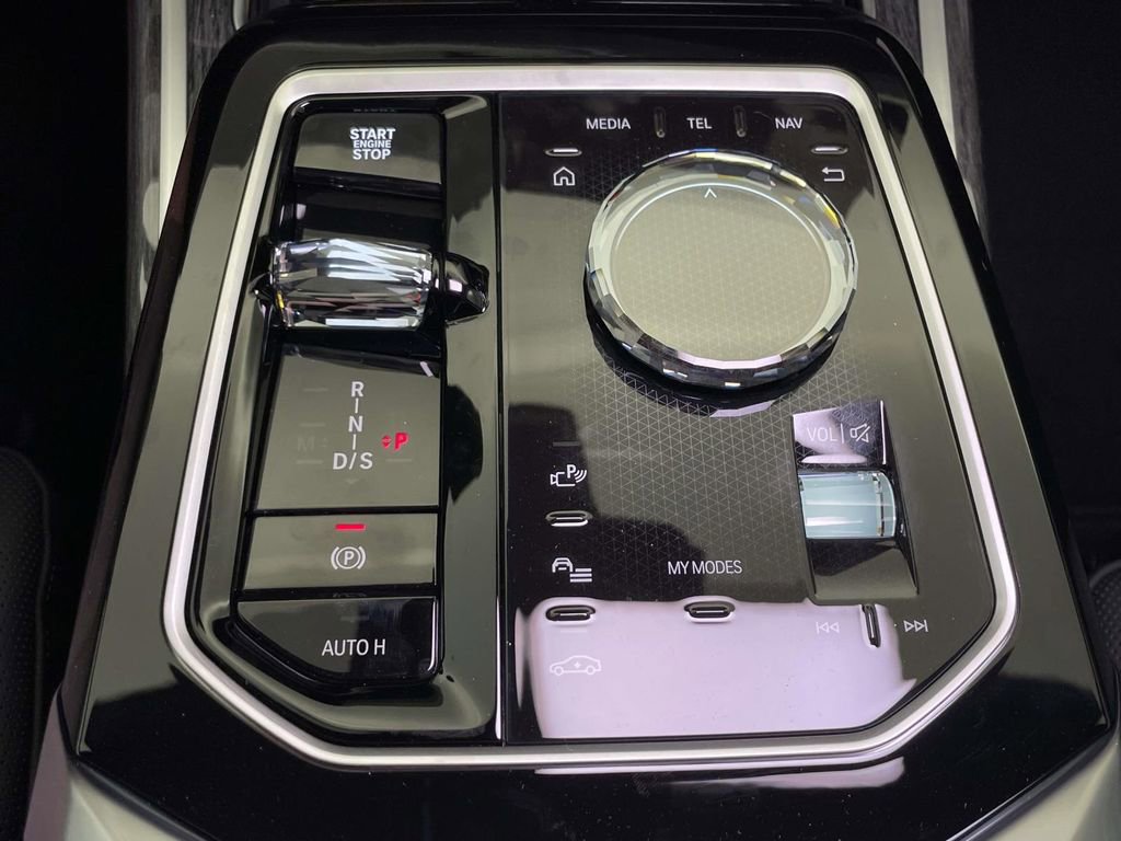 New 2025 BMW 760i xDrive AWD/4WD image 27