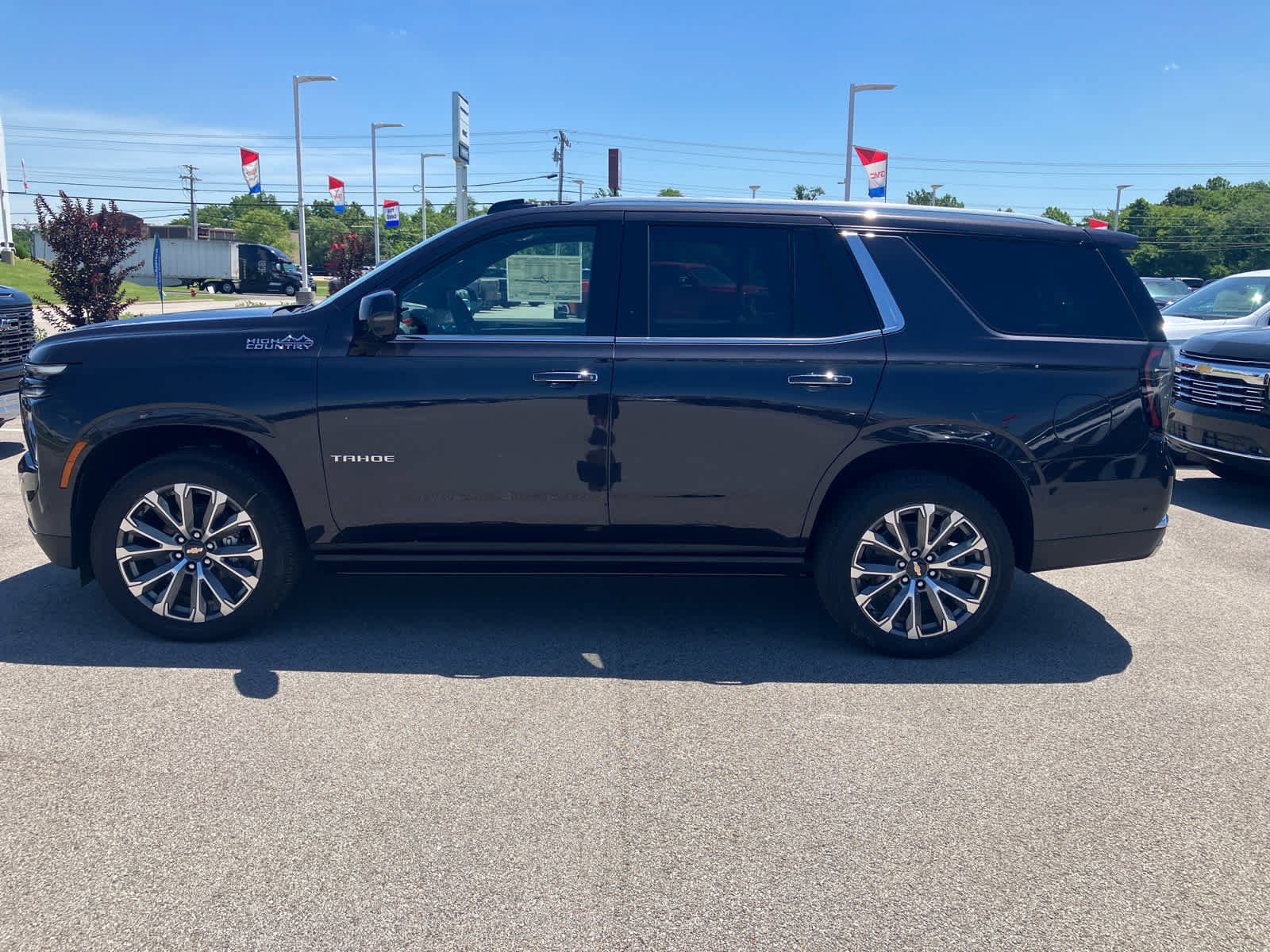 New 2026 Chevrolet Tahoe High Country AWD/4WD image 4