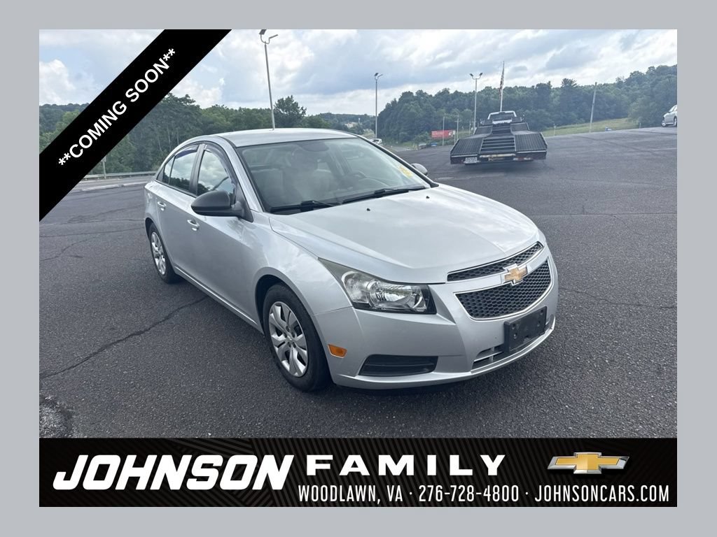 Used 2013 Chevrolet Cruze LS FWD 360° Tour