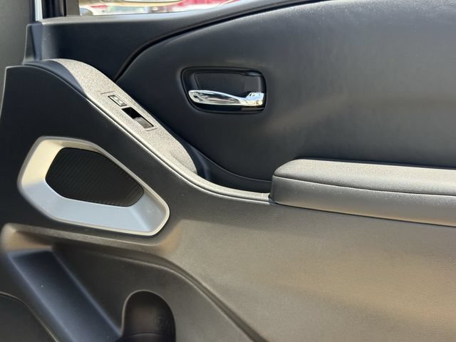 Used 2022 Nissan Frontier SV RWD image 26