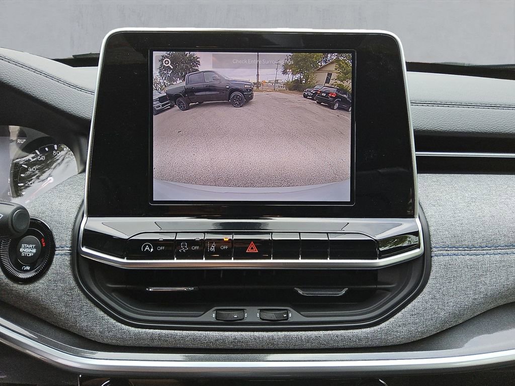 New 2026 Jeep Compass Latitude image 20