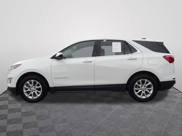 Used 2020 Chevrolet Equinox LT w/ Driver Convenience Package FWD image 2