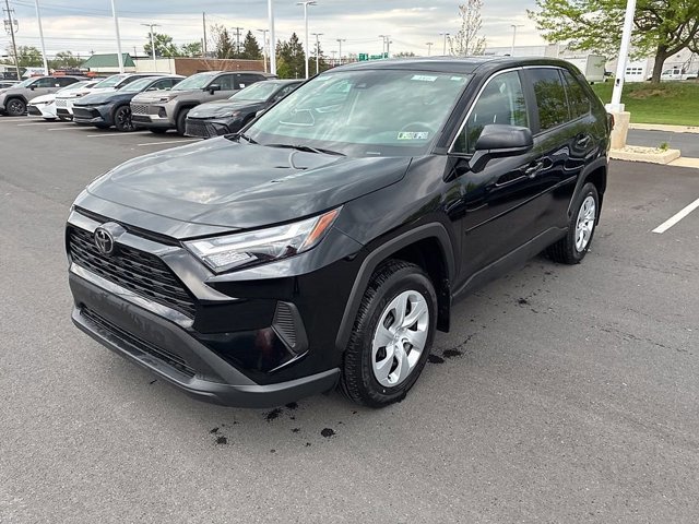 Certified 2025 Toyota RAV4 LE AWD/4WD image 15