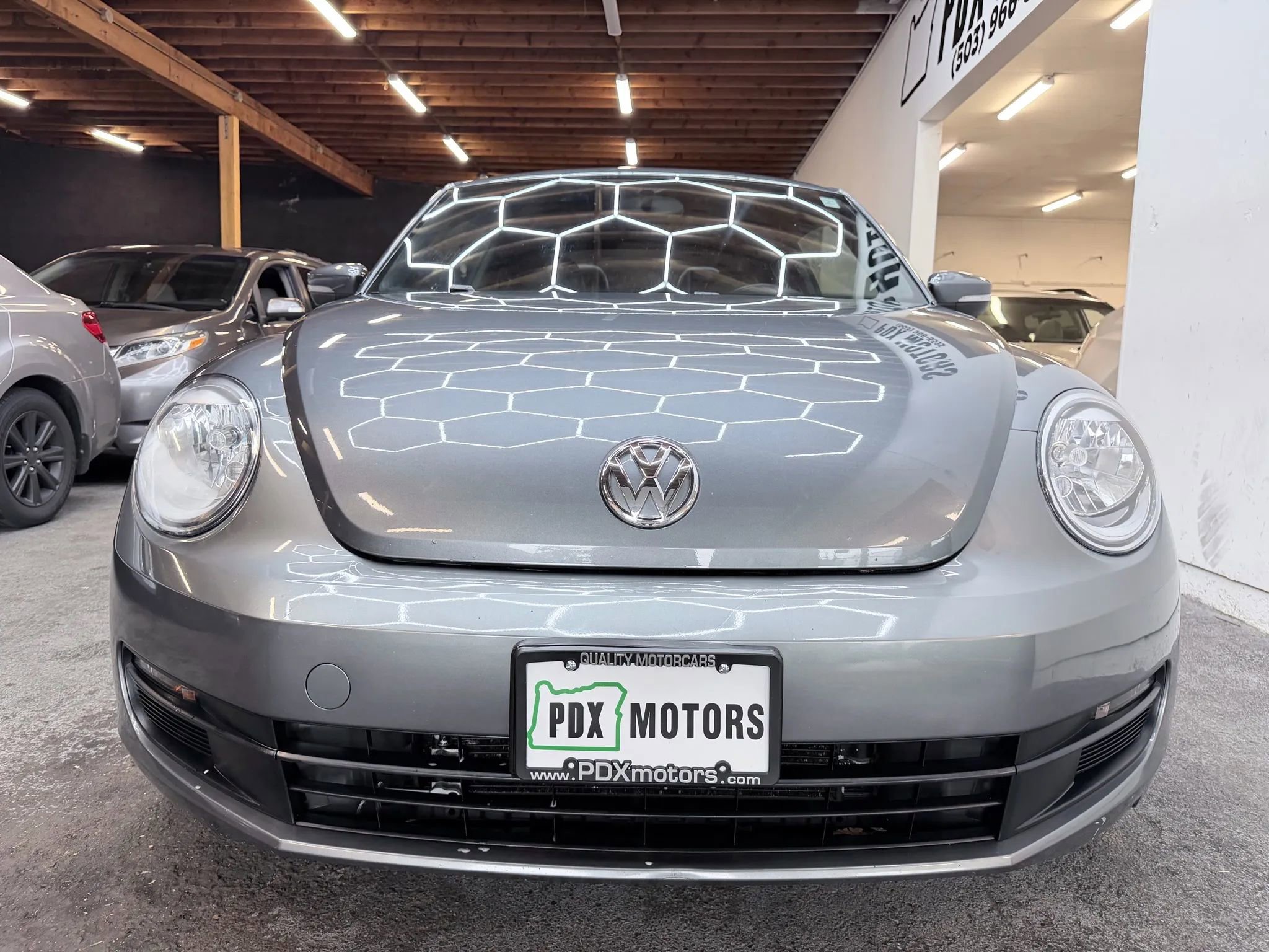 Used 2012 Volkswagen Beetle 2.5 image 3