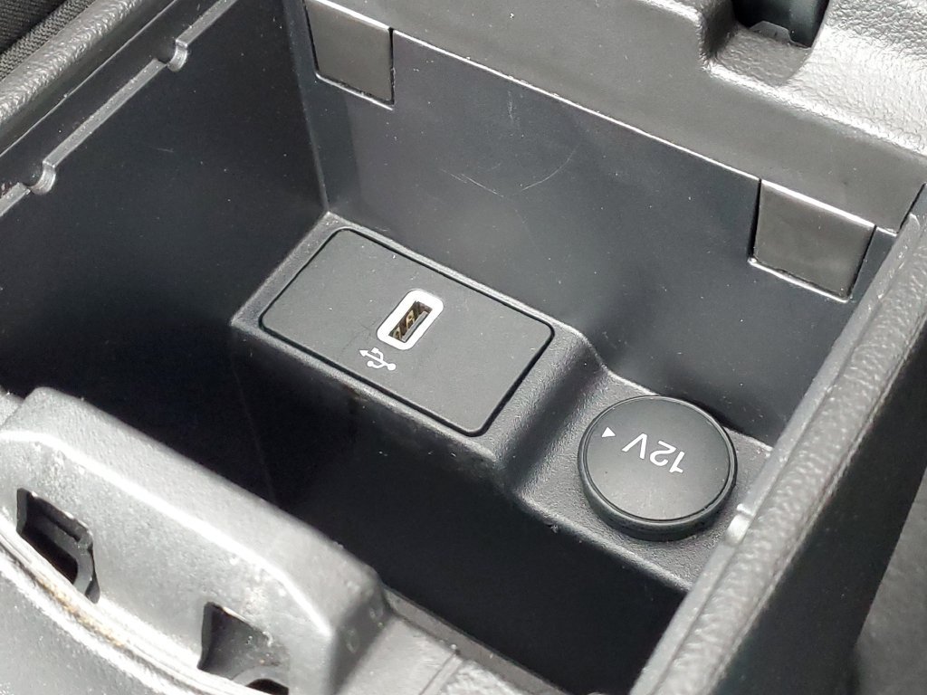 Used 2018 Ford Focus SEL w/ Cold Weather Package FWD image 24