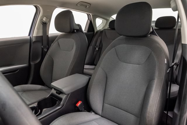 Used 2025 Kia K4 FWD image 9