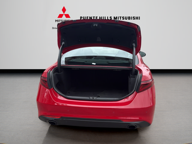 Used 2022 Alfa Romeo Giulia Sprint RWD image 9