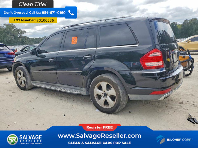 Used 2011 Mercedes-Benz GL 450 4MATIC image 3