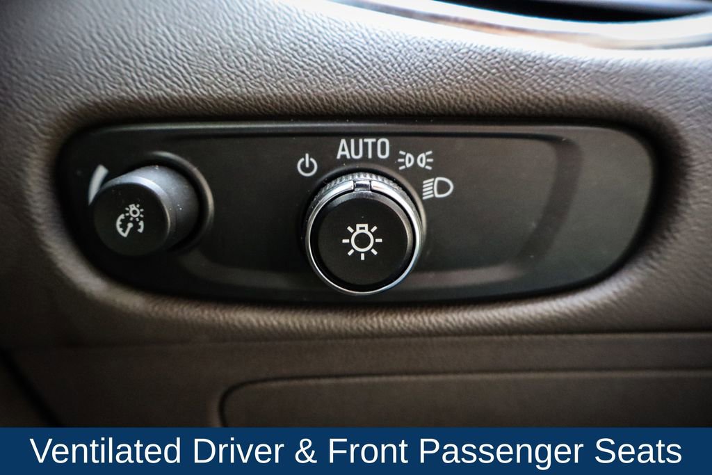 Used 2024 Chevrolet Malibu LT image 22