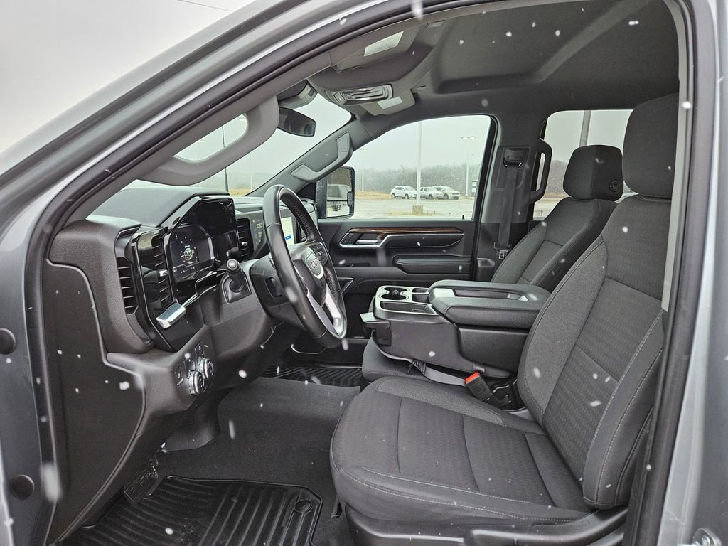 Used 2024 GMC Sierra 3500 SLE image 27