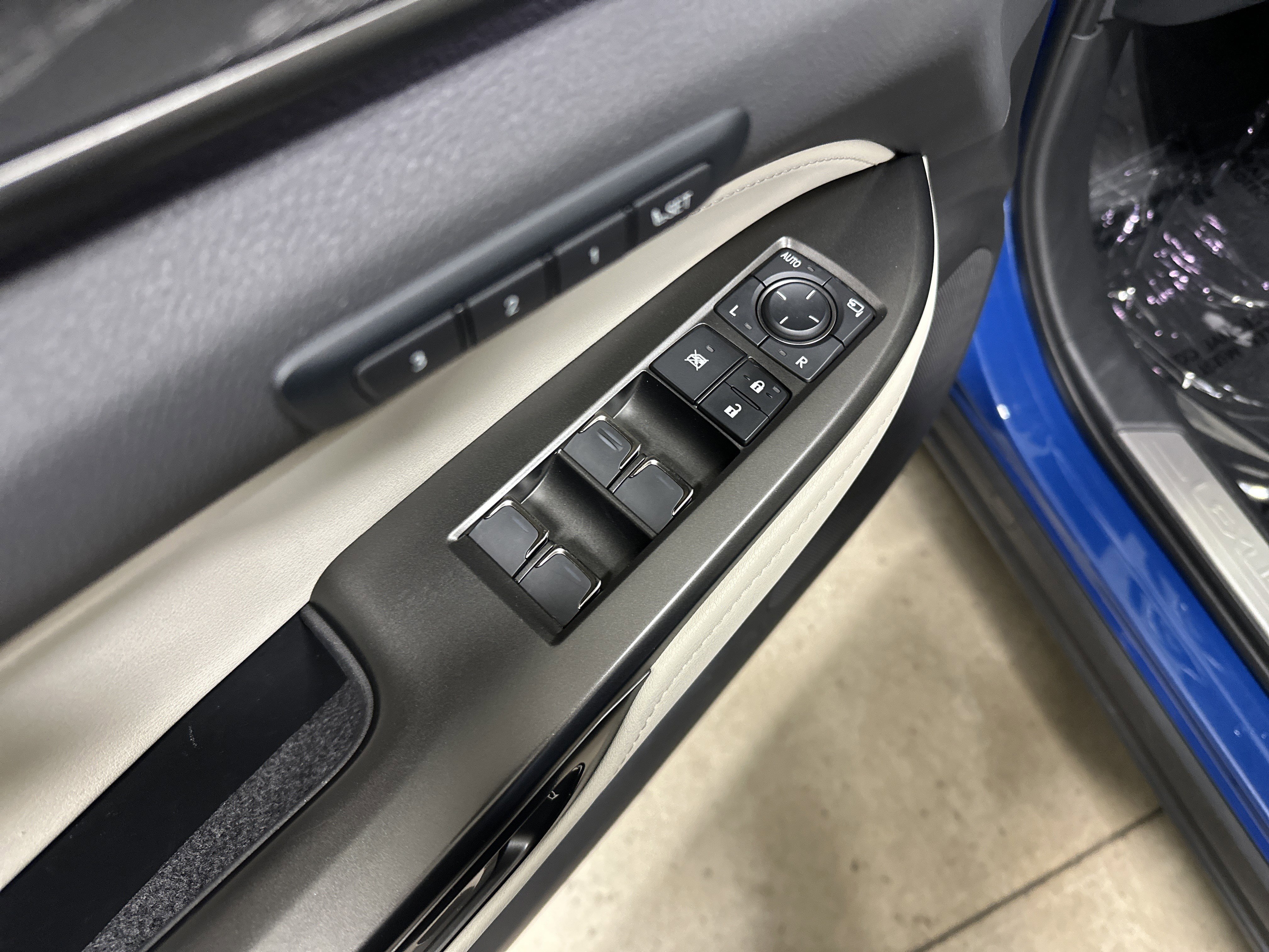 Certified 2025 Lexus NX 350 AWD w/ Cold Area Package image 15