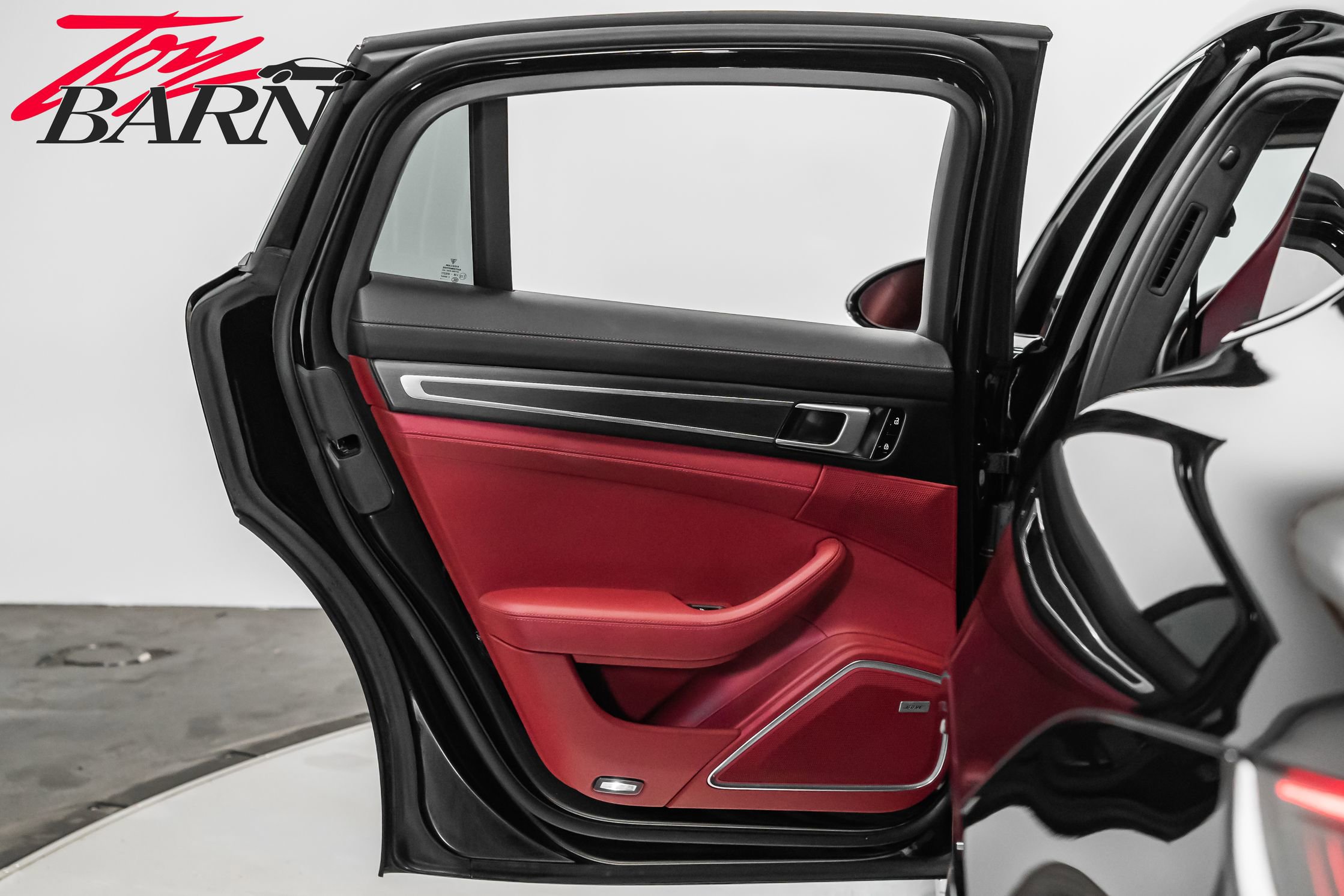 Used 2019 Porsche Panamera GTS image 42