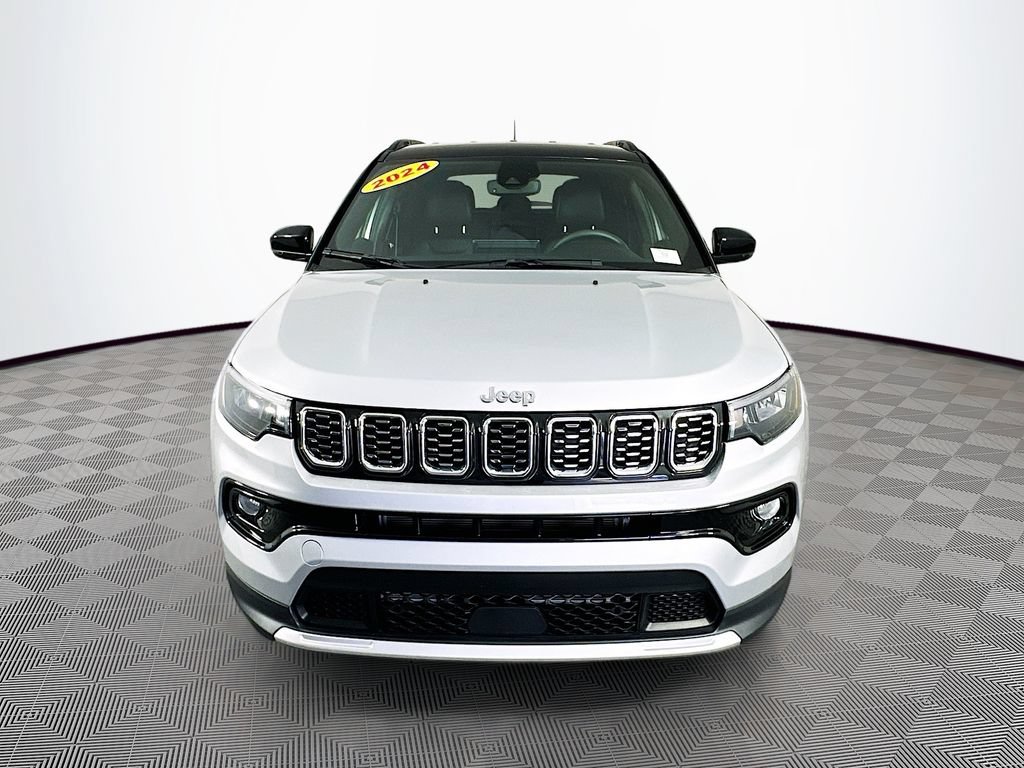 Certified 2024 Jeep Compass Limited AWD/4WD image 4