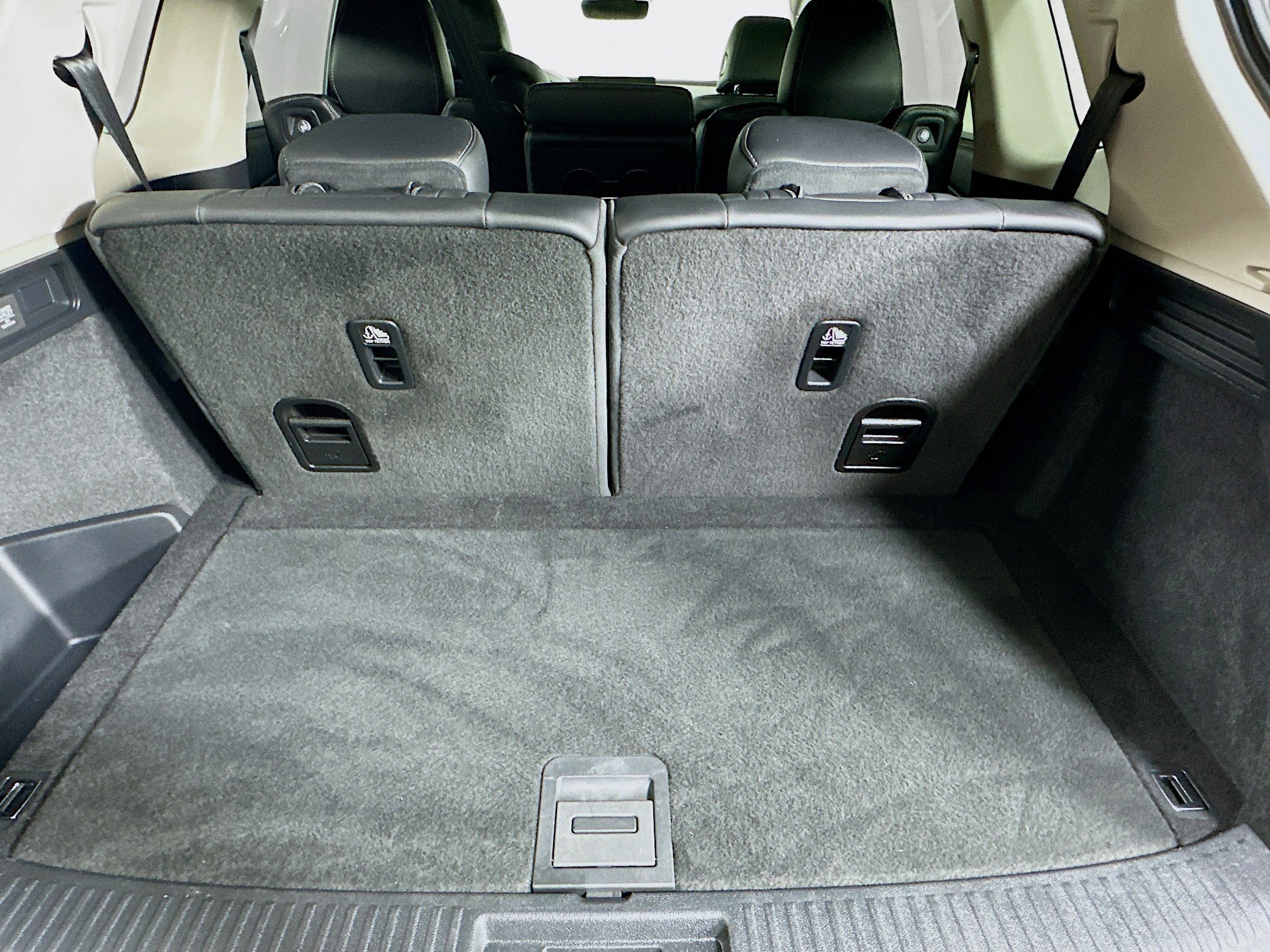 Used 2023 Acura MDX SH-AWD w/ Technology Package image 31
