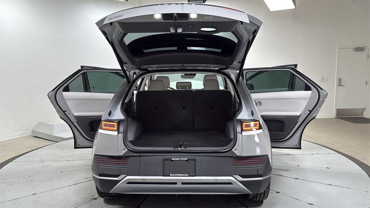Used 2022 Hyundai Ioniq 5 SEL w/ Cargo Package image 16