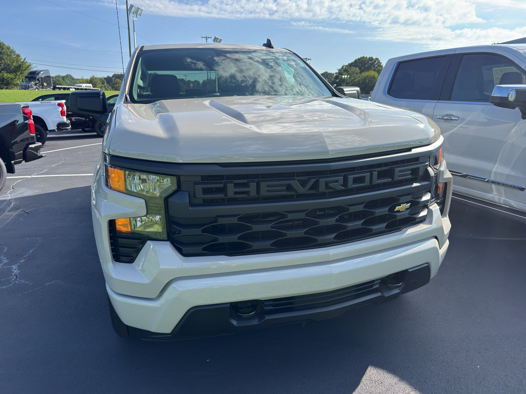 New 2026 Chevrolet Silverado 1500 Custom AWD/4WD image 2
