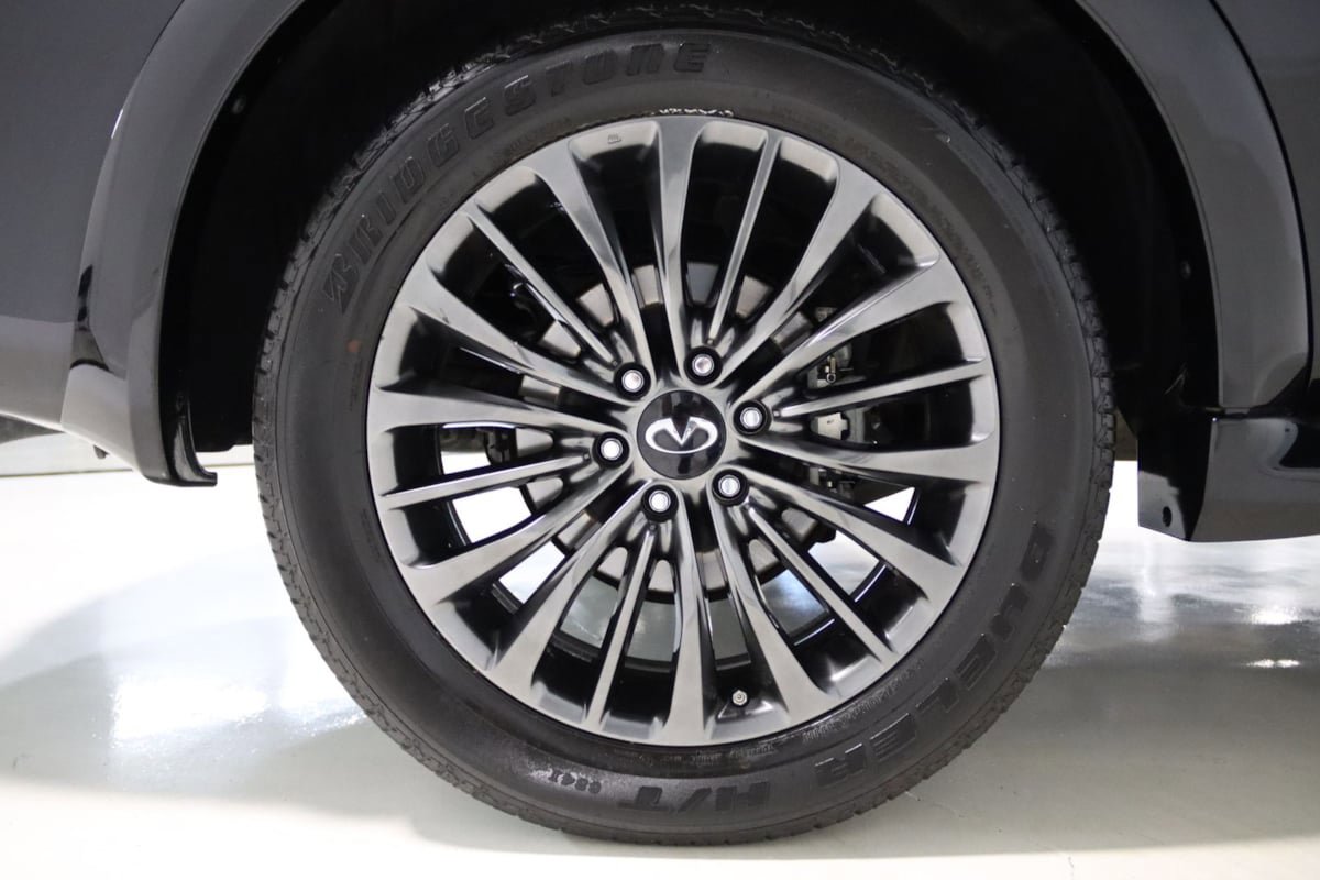 Used 2024 INFINITI QX80 Sensory AWD/4WD image 89