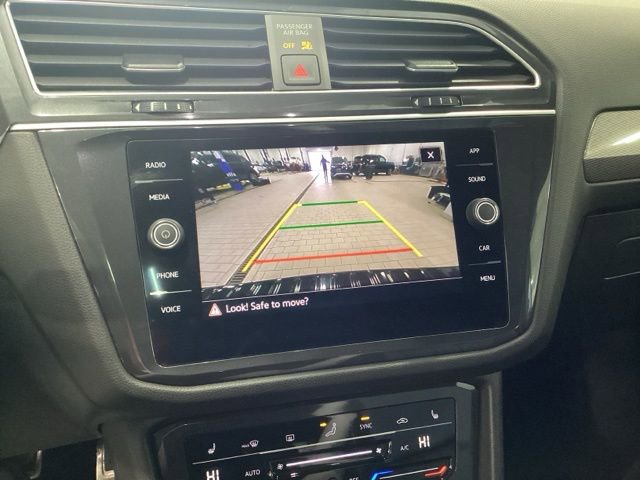 Certified 2024 Volkswagen Tiguan SE R-Line image 14