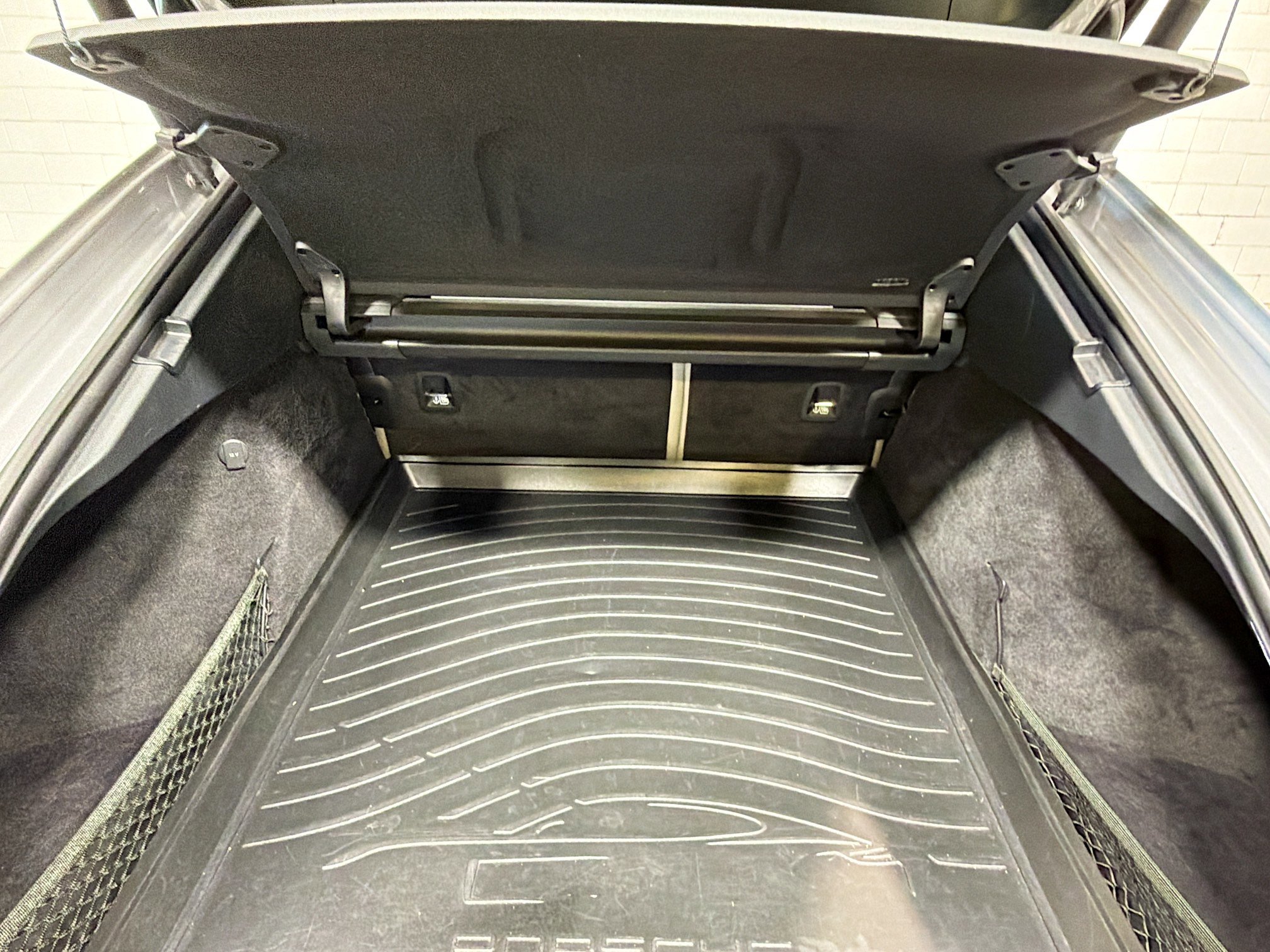 Used 2020 Porsche Panamera GTS image 13