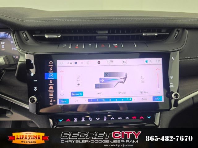 New 2026 Jeep Grand Cherokee Limited w/ Limited Altitude Package AWD/4WD image 20