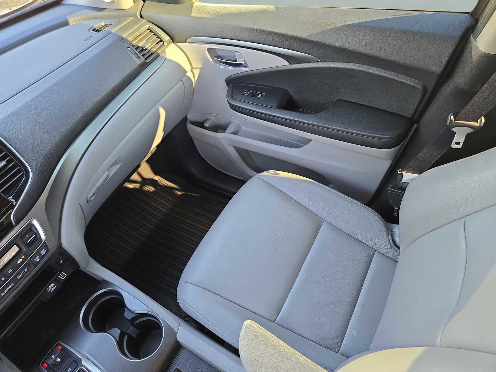 Used 2022 Honda Pilot EX-L image 15