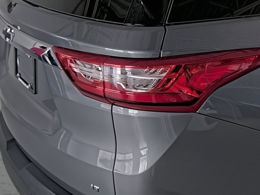 Used 2020 Chevrolet Traverse LT FWD image 15